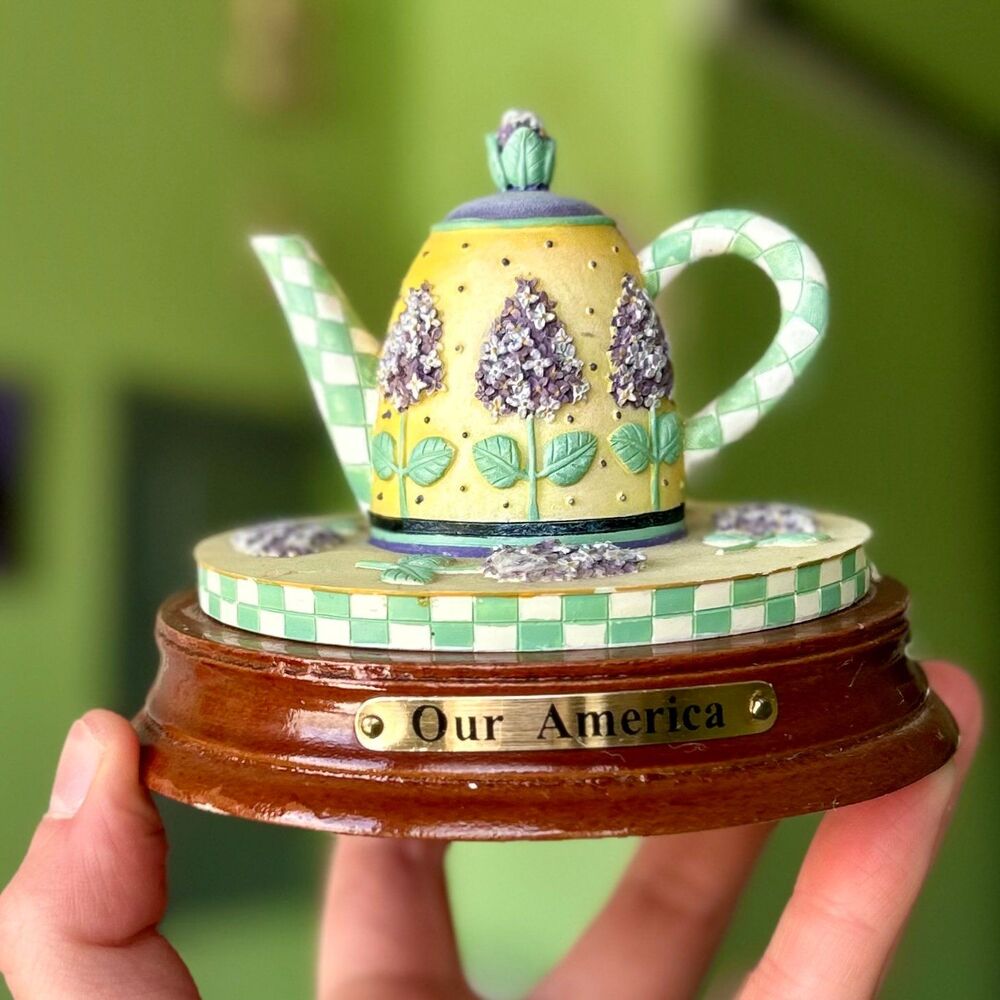 Charming Hydrangea Mini Tea Pot Figurine on Wooden Stand